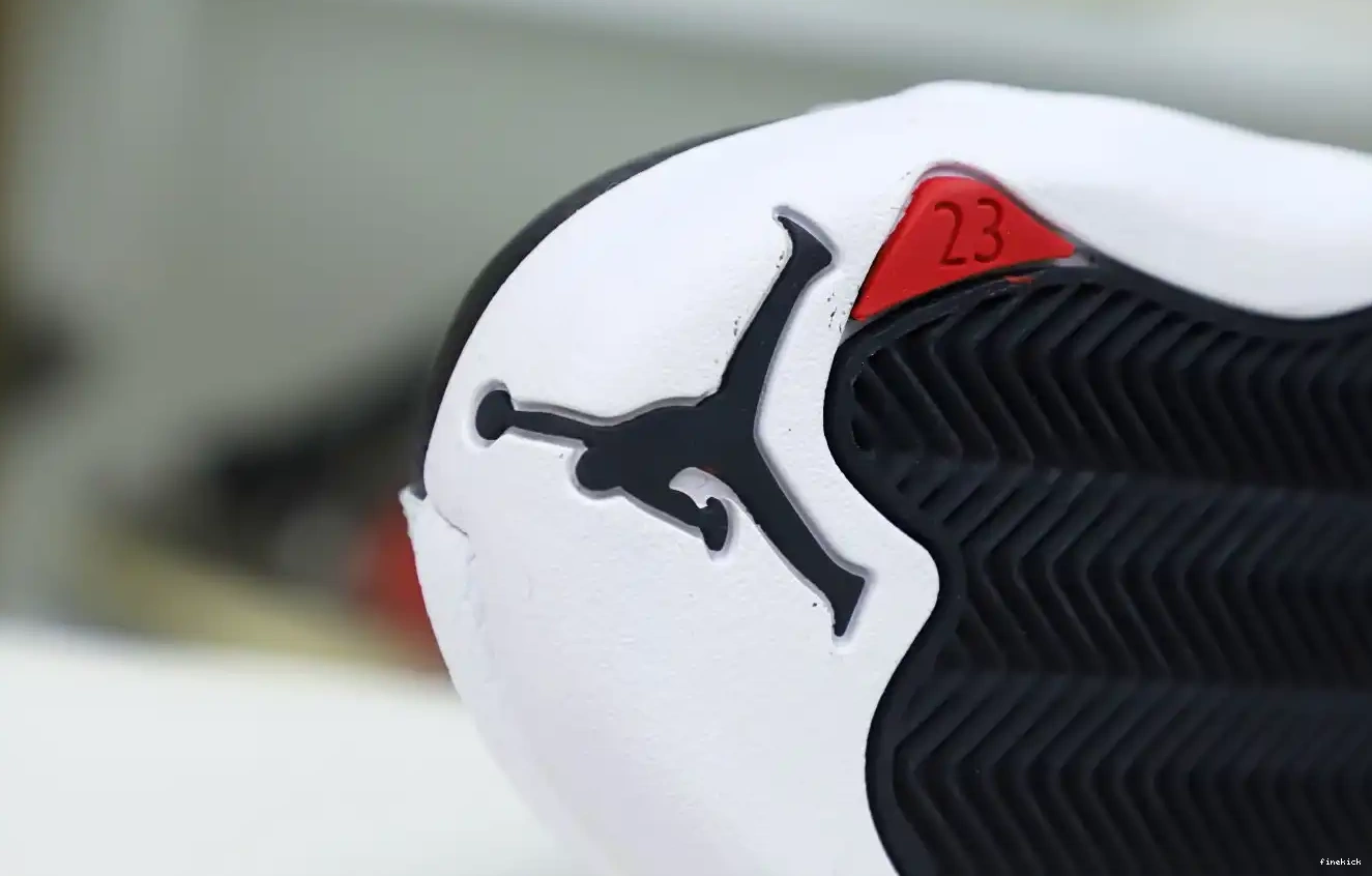 AIR 2022 PLAYOFFS RETRO JORDAN 12 0531